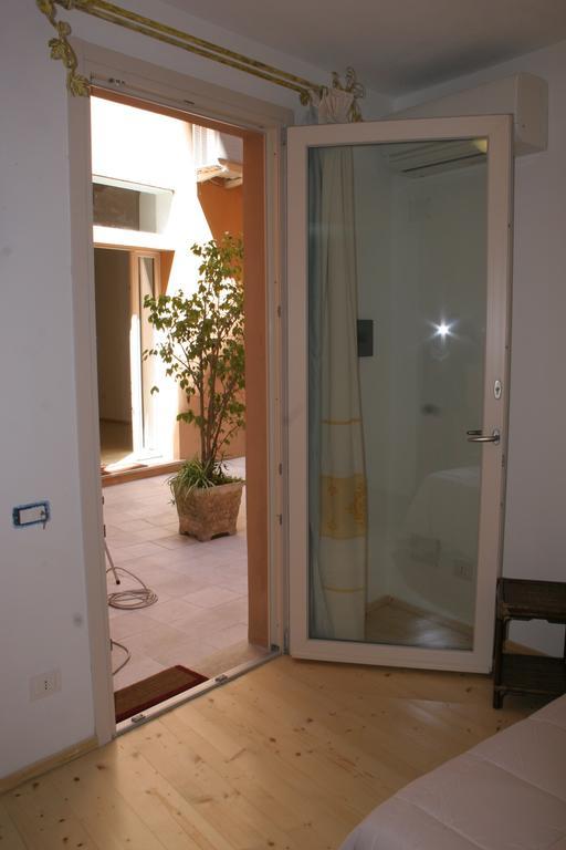 Note Sulla Piazza Bed and Breakfast Cagliari Eksteriør billede